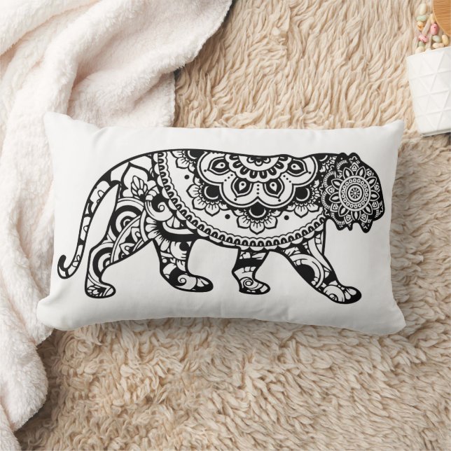 Coussin Rectangle Art de lion au henné noir et blanc (Couverture)