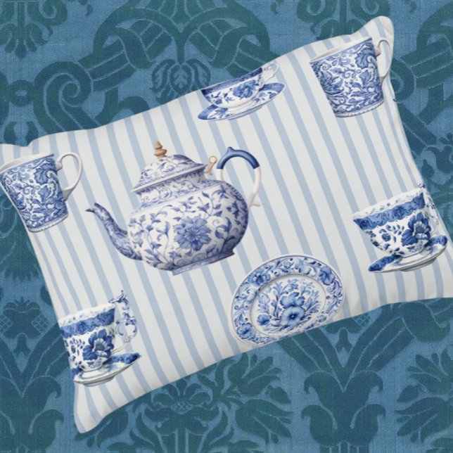 Coussin Rectangle Assiettes bleues et blanches de style chinoiserie  (Vintage chinoiserie blue and white dishes )