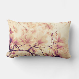 Coussin Rectangle Belle fleur de magnolia pastel