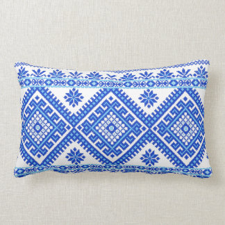 Coussin Rectangle Bleu croisé ukrainien de broderie de point de