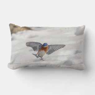 Coussin Rectangle Bluebird oriental dansant dans la neige