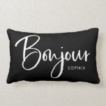 Coussin Rectangle Bonjour | Élégant et moderne script français<br><div class="desc">Ce coussin noir élégant dit "Bonjour" dans la typographie manuscrite moderne et tendance, blanche et avec une place pour votre nom. Un look chic et chic pour ceux qui aiment la France et la langue française.</div>