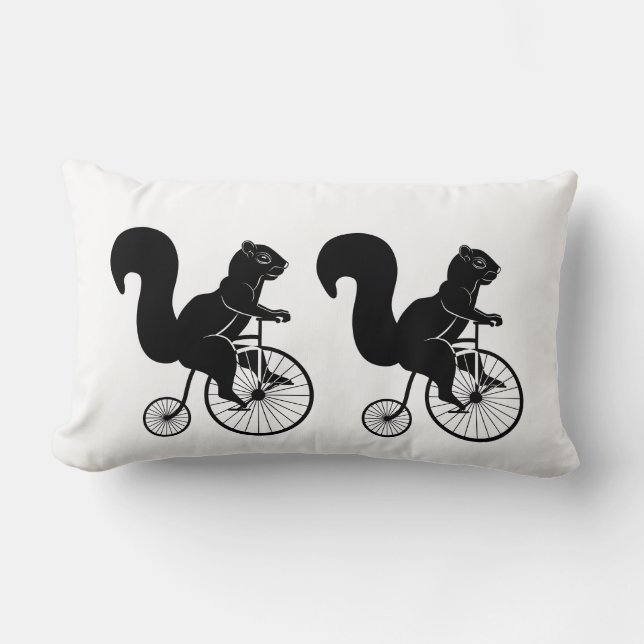 Coussin Rectangle Cavalier d'écureuil noir sur le vieux vélo (Recto)