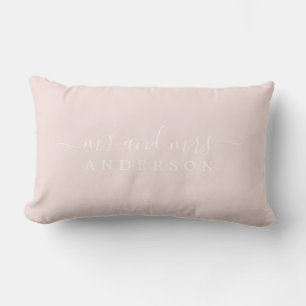 Coussin Rectangle Chic Script M. Mme Pastel Pink Monogramme nouvelle