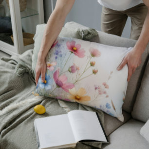 Coussin Rectangle Chuchotements de Fleurs Sauvages en Aquarelle 