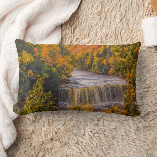 Coussin Rectangle Chutes supérieures avec couleurs d'automne (Couverture)