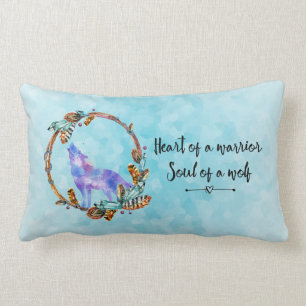 Coussin Rectangle Citation avec le loup hurlant dans une couronne de