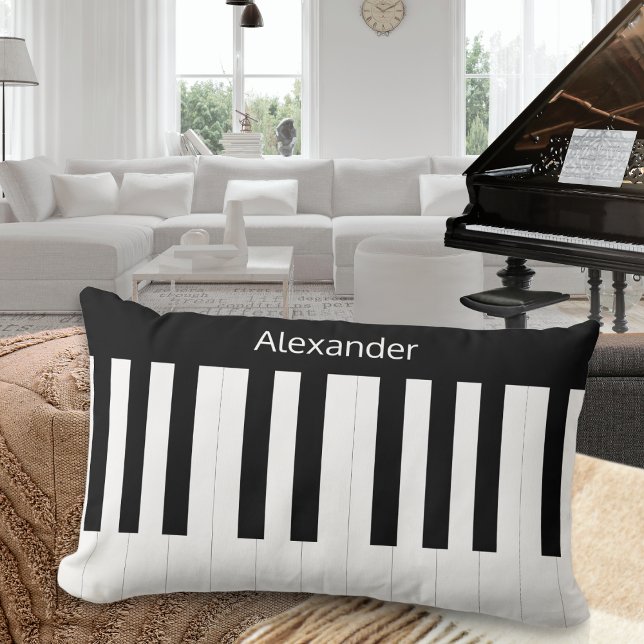 Coussin Rectangle Clavier de Piano Noir Blanc Instrument de Musique (A stylish lumbar pillow with black and white piano keys design, personalized with a name)