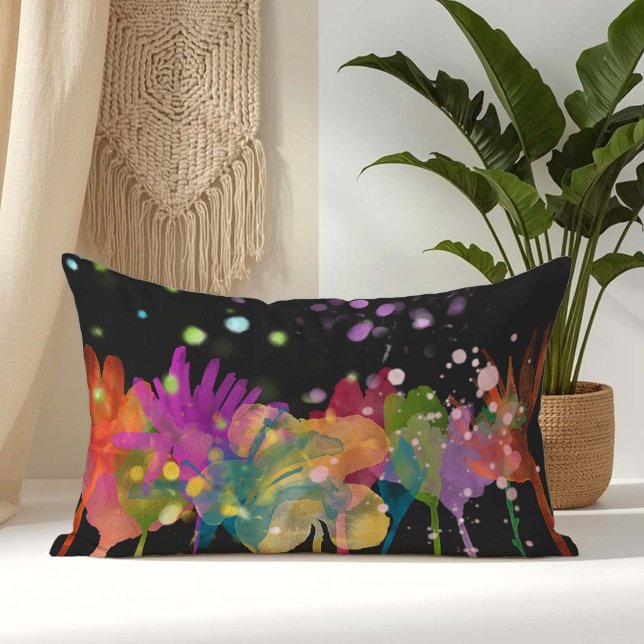 Coussin Rectangle Colorful Watercolor Flowers on Black (Créateur téléchargé)