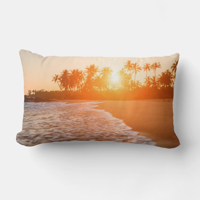 Coussin Rectangle Coucher du soleil sur la plage avec des cocotiers (Recto)