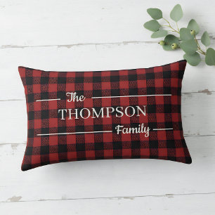 Coussin Rectangle Élégant nom de famille à carreaux rouges et noirs 