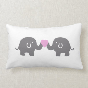 Coussin Rectangle Eléphants Blancs Et Gris Avec Coeur Rose