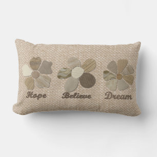 Coussin Rectangle Espoir, Croyez, Dream Fabric Collage de fleurs