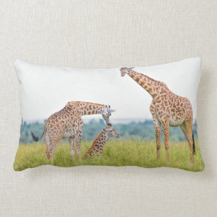 Coussin Rectangle Famille de girafe des images de Getty