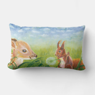 Coussin Rectangle Faon allongé dans l'herbe et Écureuil