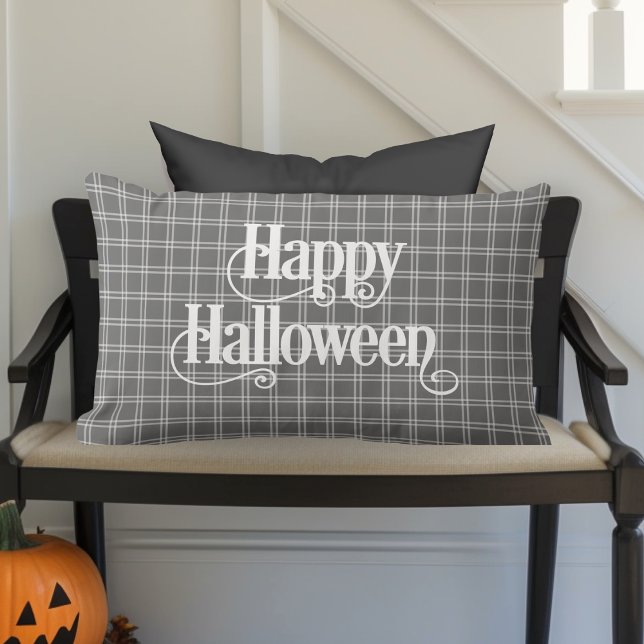 Coussin Rectangle Farmhouse moderne Classic Plaid Happy Halloween (Modern Farmhouse Classic Gray and White Plaid "Happy Halloween" Decorative Lumbar Pillow)
