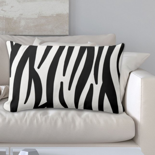 Coussin Rectangle féminin chic élégant imprimé zèbre noir et blanc (girly chic stylish black white zebra print lumbar pillow)