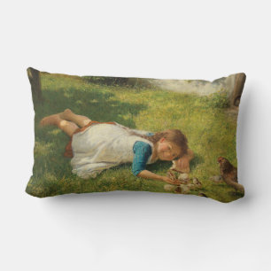Coussin Rectangle Fille Jouer avec des poules (poule et poulet)