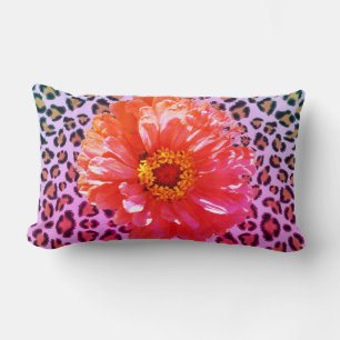 Coussin Rectangle Fleur rose et orange funky avec motif léopard