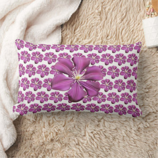 Coussin Rectangle floral à fleurs violettes-éclatantes