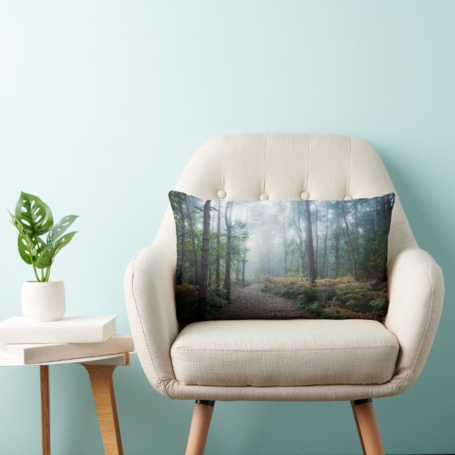 Coussin Rectangle Forêt | Dark Foggy Woods Norfolk UK (Chaise)