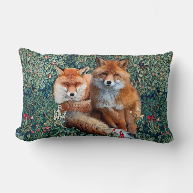 COUSSIN RECTANGLE FOXES ROUGES PARMI LA VERDURE, LE FOLIAGE ET LES F (Recto)