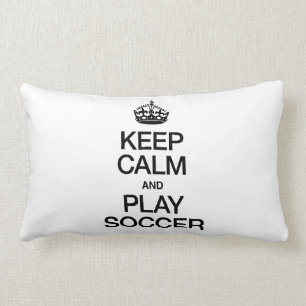 COUSSIN RECTANGLE GARDER LE CALME ET JOUER AU FOOTBALL