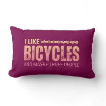 J'aime les vélos et peut-être trois personnes cite