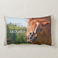Juste Horsing autour de photographie de cheval