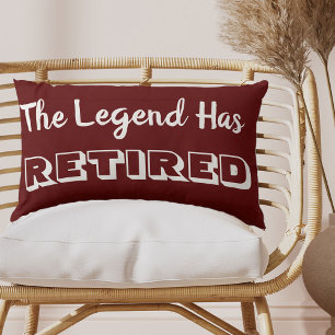 Coussin Rectangle La légende a pris sa retraite forêt rouge foncé et