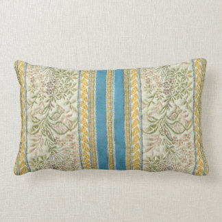 Coussin Rectangle Le Français a brodé le regard de tissu de fleur