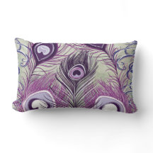 Le paon assez pourpre fait varier le pas de la