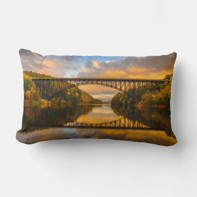 Coussin Rectangle Le Roi français Bridge dans l'automne (Recto)