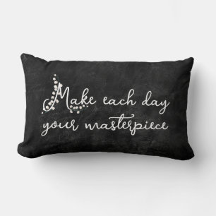 Coussin Rectangle Lily de la vallée avec citation