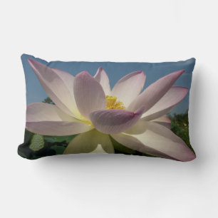 Coussin Rectangle Lotus Flower et Blue Sky I