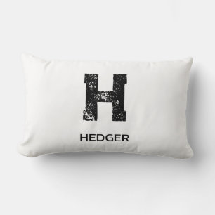 COUSSIN RECTANGLE MINIMALISTE NOIR UNE LETTRE MONOGRAMME NOM BLANC