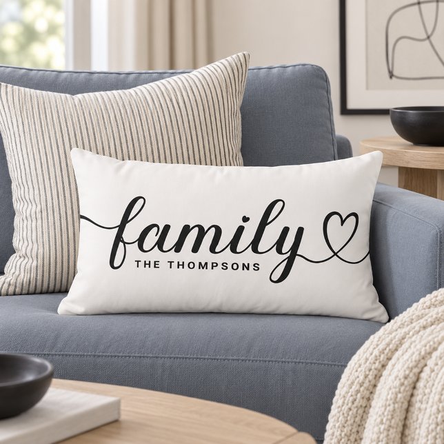 Coussin Rectangle Monogramme de script de cœur de famille blanc clas (Créateur téléchargé)