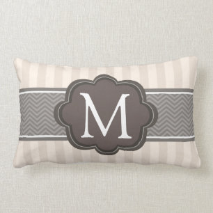 Coussin Rectangle Monogramme fait sur commande Brown de rayures