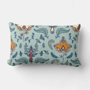 Coussin Rectangle Motif floral orné sur fond bleu pâle