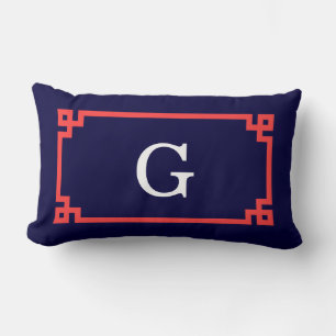 Coussin Rectangle Navy, Cadre Monogramme Initiale grec #2 Rouge Cora
