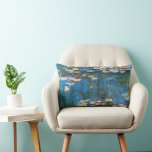 Coussin Rectangle Nénuphars de Claude Monet, Impressionnisme Vintage<br><div class="desc">Nénuphar (1914) de Claude Monet est une peinture de nature impressionniste vintage. Une des nombreuses variations de peintures florales de nénuphars que Monet peint par l'étang dans son jardin fleuri à Giverny, France. À propos de l'artiste : Claude Monet (1840-1926) est un fondateur du mouvement de peinture impressionniste française, dont...</div>