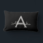 Coussin Rectangle Noir Argent moderne Script Girl Monogramme Nom<br><div class="desc">Monogramme argent et noir Ajoutez votre propre nom Lumbar Coussin. Cela rend le cadeau parfait pour 16 ans,  mariage,  douche nuptiale,  anniversaire,  baby shower ou bachelorette pour quelqu'un qui aime le luxe glam et les styles chic.</div>