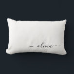 Coussin Rectangle Noir Blanc Script Monogramme Nom Moderne<br><div class="desc">Monogramme blanc et noir Ajoutez votre propre nom Lumbar Coussin. Cela rend le cadeau parfait pour 16 ans,  mariage,  douche nuptiale,  anniversaire,  baby shower ou bachelorette pour quelqu'un qui aime le luxe glam et les styles chic.</div>