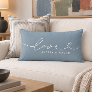 Coussin Rectangle Noms de couple Elegant Dusty Blue Love Heart