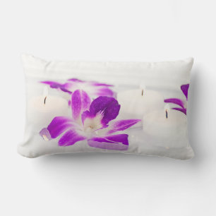 Coussin Rectangle Orchidée sereine et bougies dans l'eau