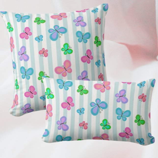Coussin Rectangle Papillons pastel quilty sur rayure bleu blanc (Colorful butterflies!)