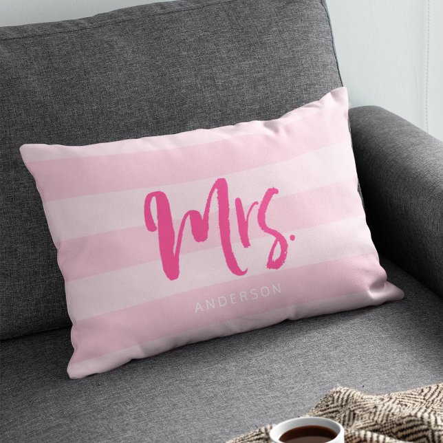 Coussin Rectangle Personnaliser avec le nom Mme Rayures Rose Élégant (Créateur téléchargé)