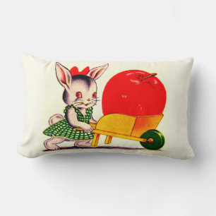 Coussin Rectangle petit lapin poussant chariot avec grande grande po