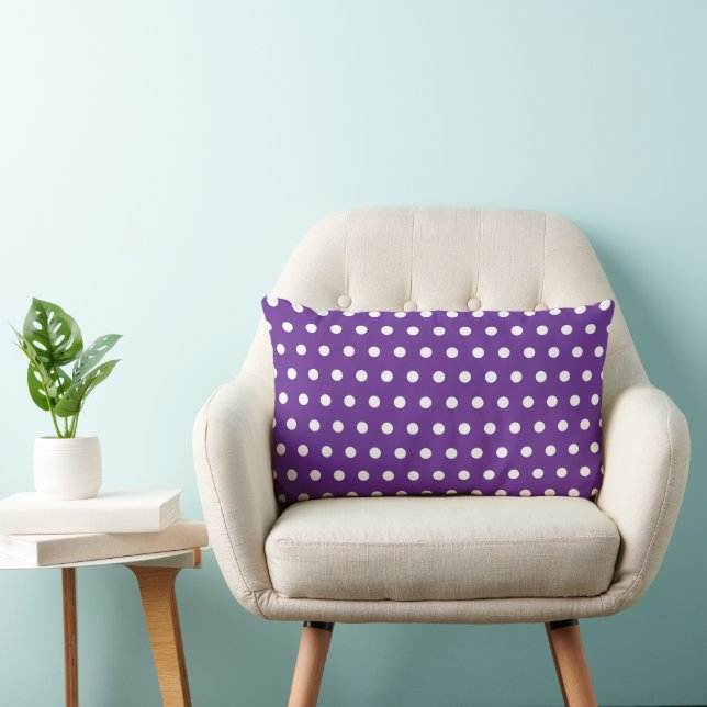COUSSIN RECTANGLE POINTS BLANCS VIOLETS PERSONNALISÉS SIMPLES ÉLÉGAN (Chaise)