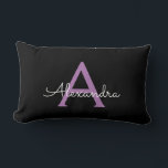 Coussin Rectangle Purple Black Script Girl Nom du monogramme<br><div class="desc">Monogramme violet et noir Ajoutez votre propre nom Lumbar Coussin. Cela rend le cadeau parfait pour 16 ans,  mariage,  douche nuptiale,  anniversaire,  baby shower ou bachelorette pour quelqu'un qui aime le luxe glam et les styles chic.</div>